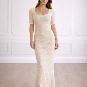 Lace Crochet Dress In Ecru / Cream